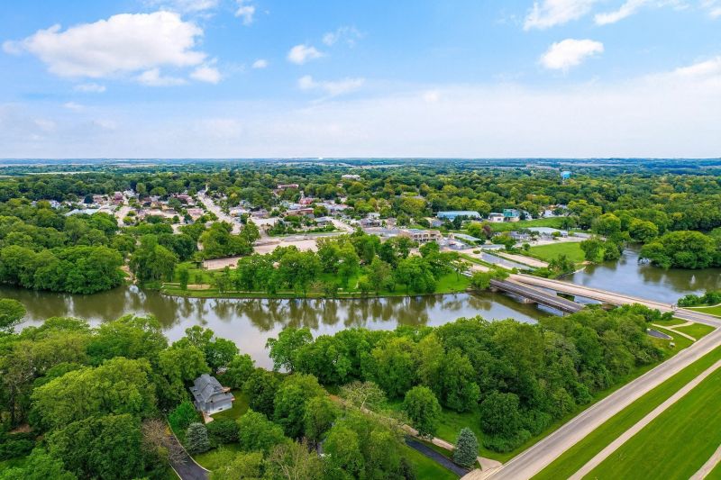 Local Carpet Replacement in Oswego, IL