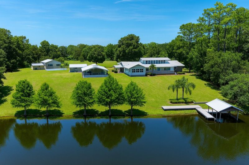 Local Carpet Service in Lady Lake, FL